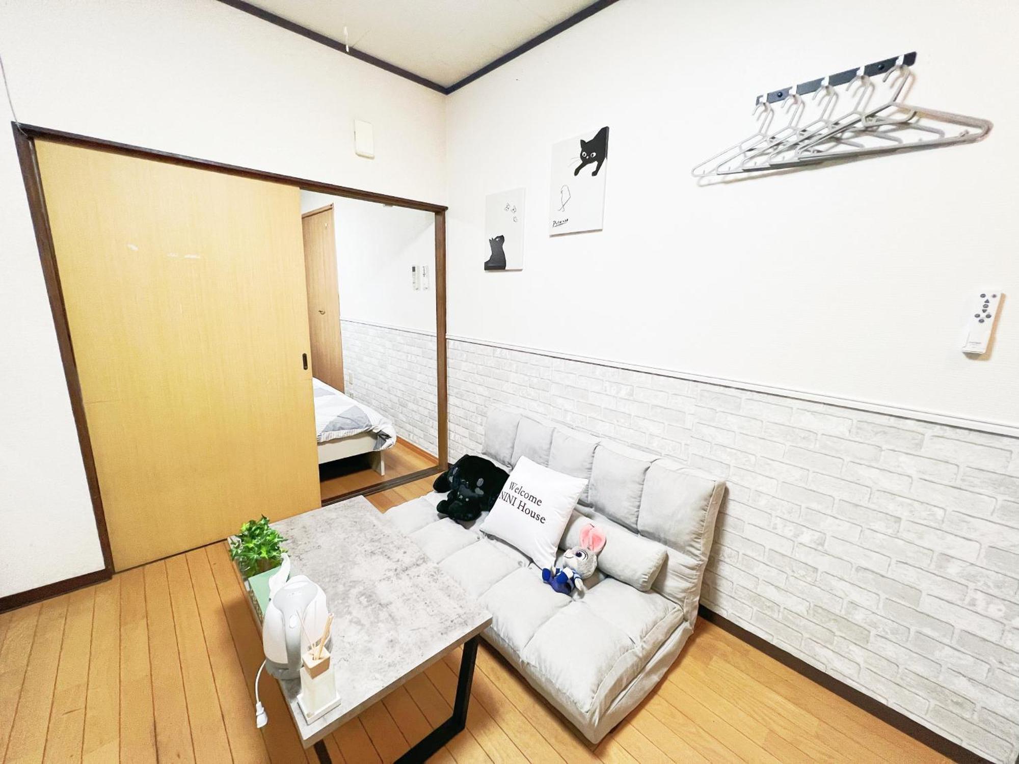 Privatunterkunft 西武新宿線駅近 6人可 B1 *
